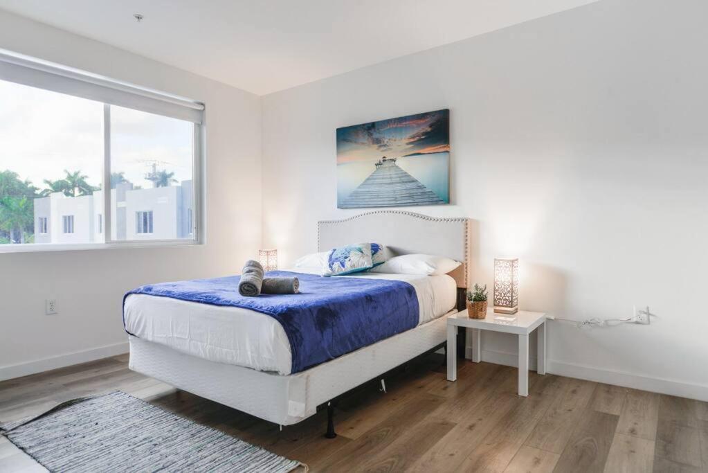 Amazing Town House 15 Min From The Beach Wfree Parking Villa Miami Exterior foto